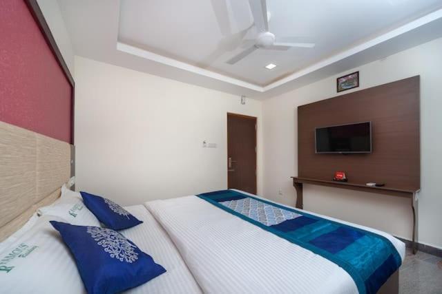 Tiruchirappalli Famous Residency酒店 外观 照片