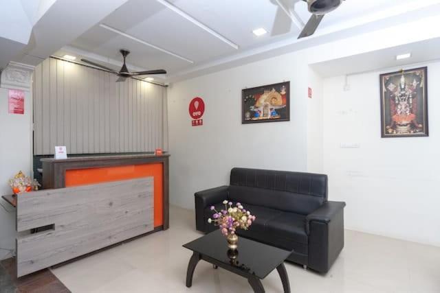 Tiruchirappalli Famous Residency酒店 外观 照片