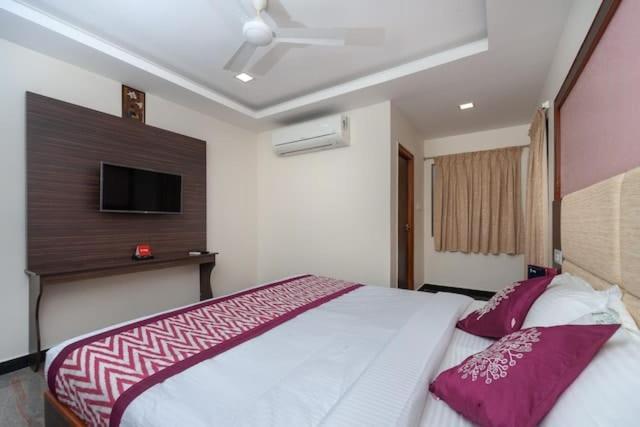 Tiruchirappalli Famous Residency酒店 外观 照片